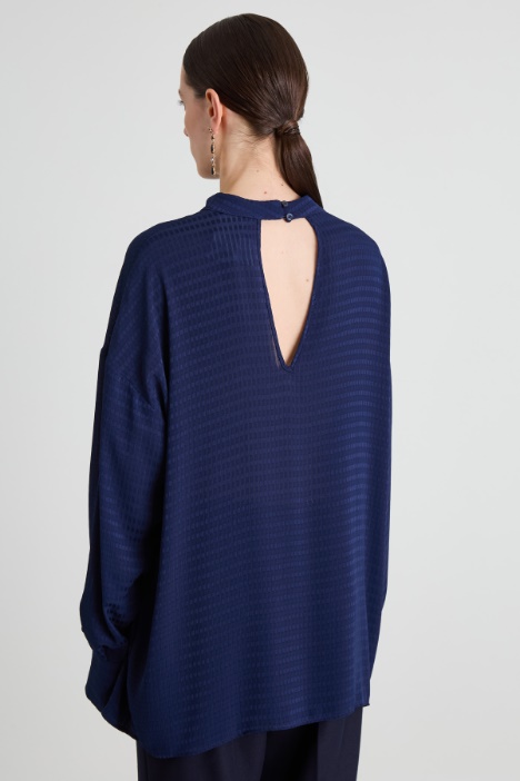 Blusa de tejido fluido