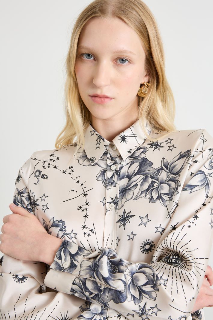 Camisa de sarga estampada