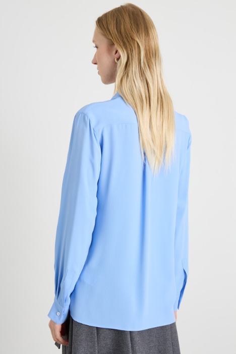 Camicia in crépe con taschini