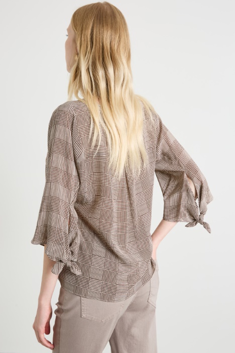 Blusa in crêpe de chine