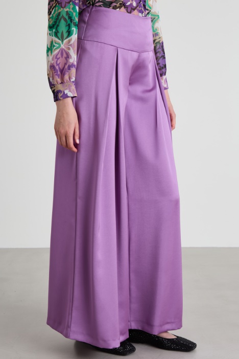 Pantalones anchos con pinzas