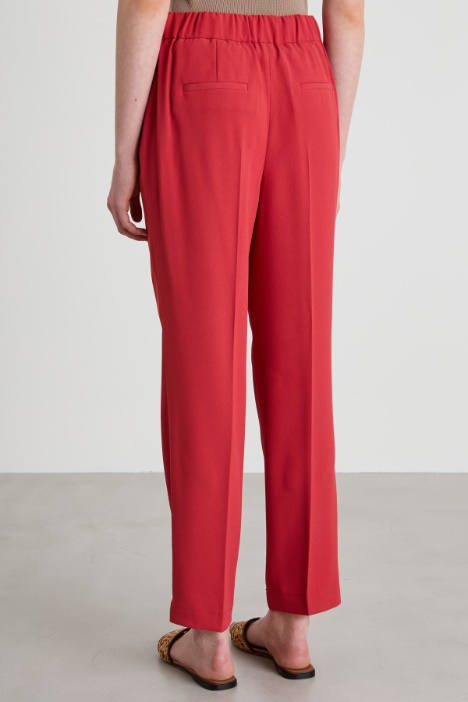 Pantaloni a sigaretta con pinces