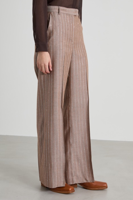 Pantaloni gessati con paillettes