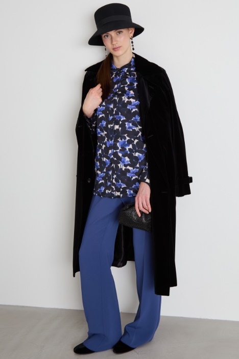 Pantaloni dritti in crépe Intrend