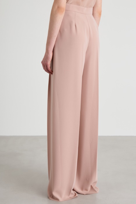 Pantalone largo in cady