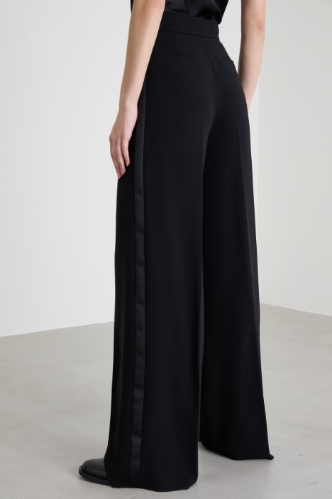 Pantaloni a palazzo in cady