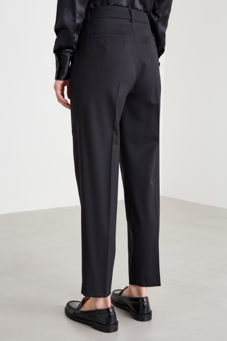 Pantaloni slim in lana stretch