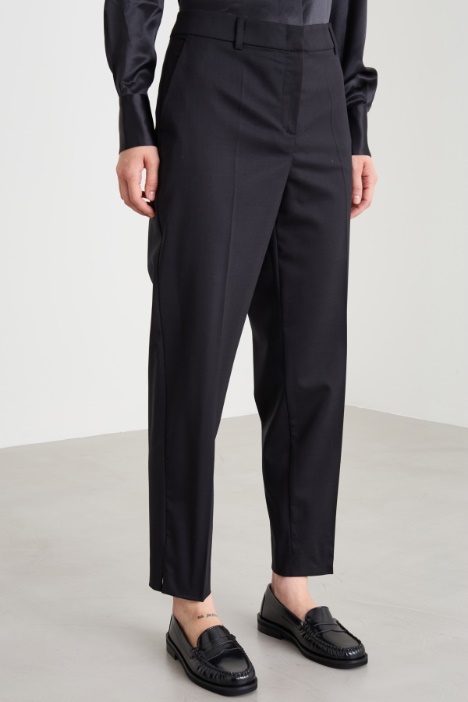 Pantaloni slim in lana stretch