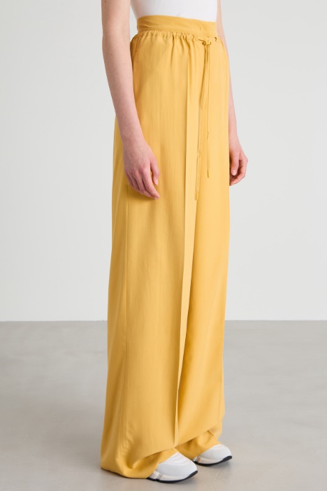 Pantalone fluido in seta