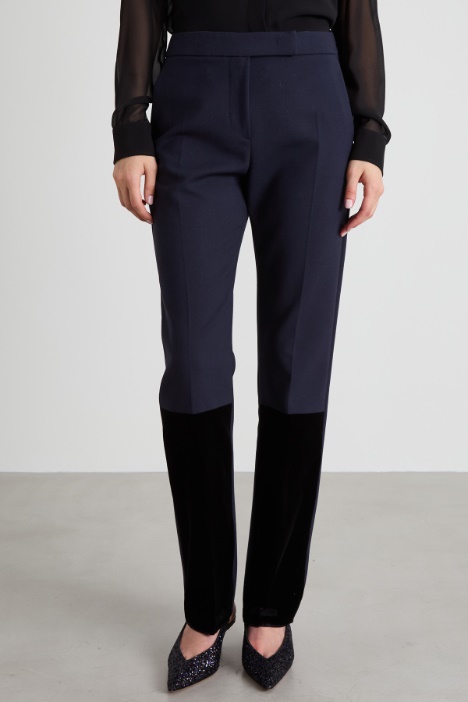 Pantaloni con inserti in velluto