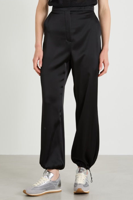 Pantaloni jogger in raso