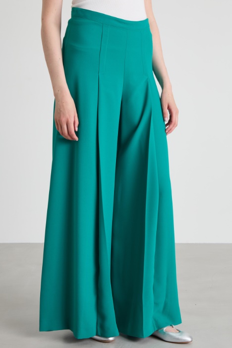 Pantaloni in enver satin con pieghe