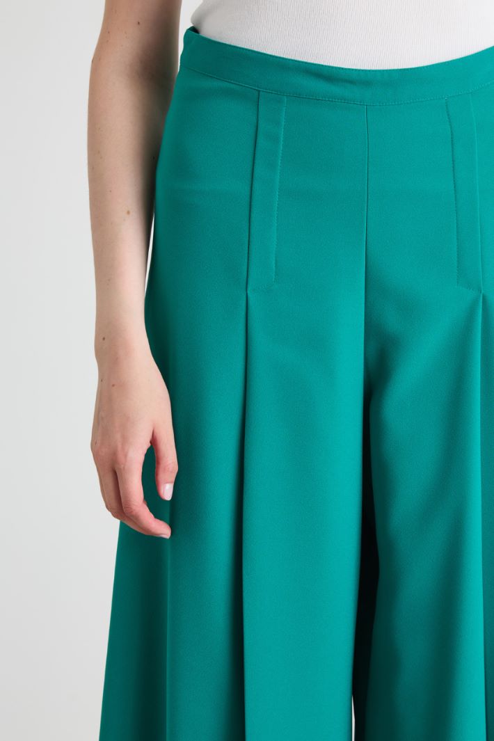 Pleated envers satin trousers Intrend - 4