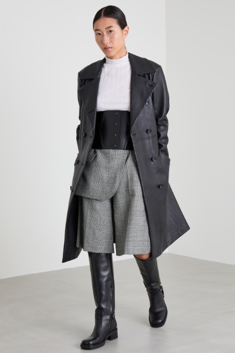 Bermuda flap shorts in patterned Batavia wool Intrend