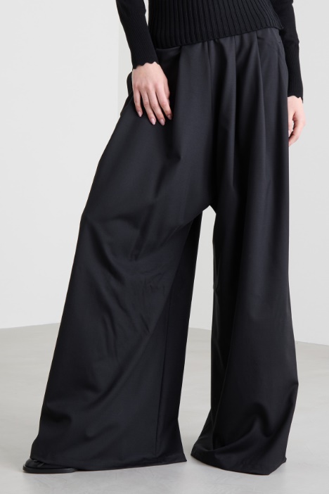 Pantaloni con baschina in maglia