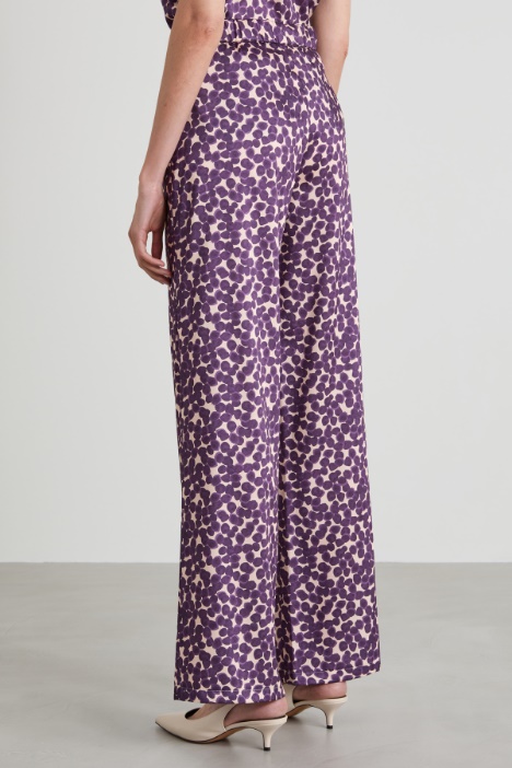 Pantalones de sarga estampados