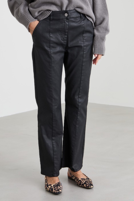 Pantaloni flare in cotone