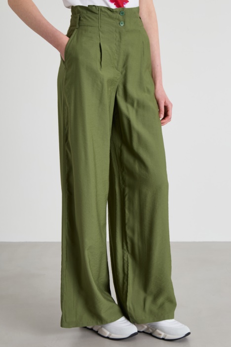 Pantaloni ampi in twill