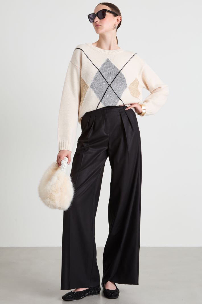 Wide-fit laminated twill trousers Intrend