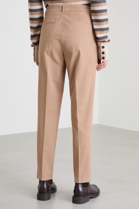 Pantaloni a sigaretta in twill