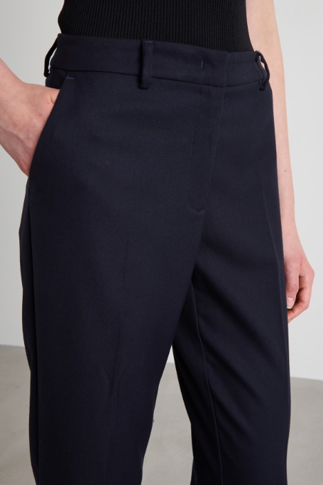 Pantaloni a sigaretta