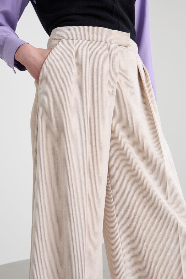 Wide-fit velvet trousers Intrend - 4