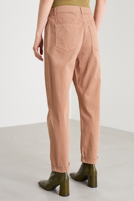 Pantaloni dritti in raso di cotone