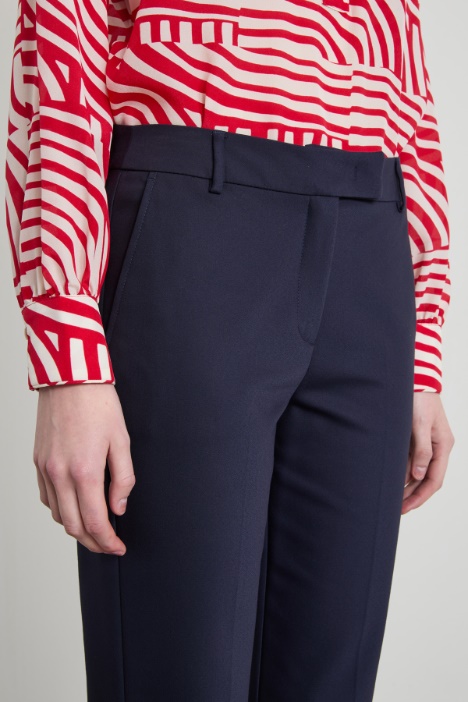 Pantaloni a sigaretta