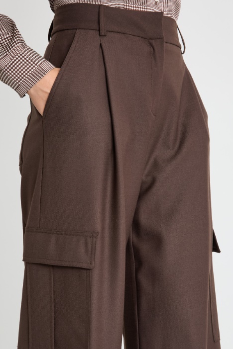 Pantalones cargo anchos