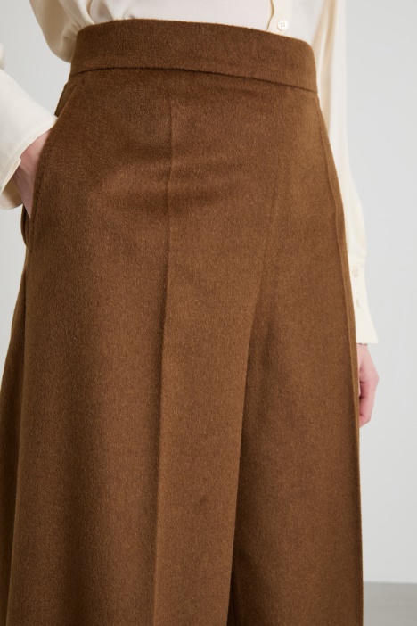 Pantaloni in drap di cammello