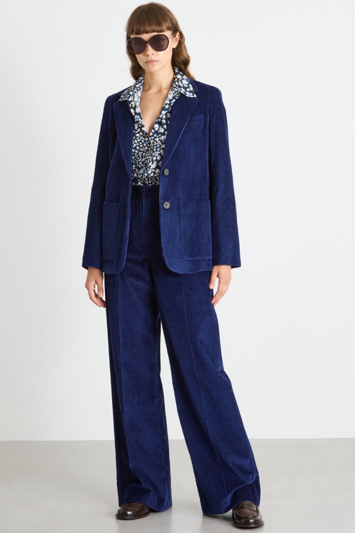 Corduroy trousers Intrend