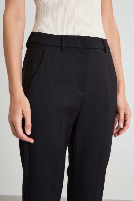 Pantaloni a sigaretta in lana