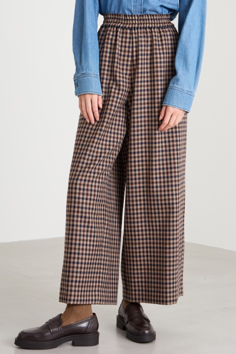 Pantaloni ampi in lana