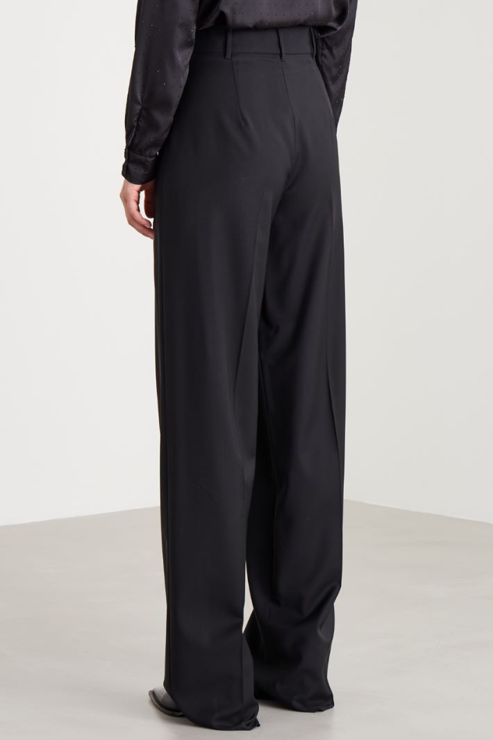 Pantaloni in gabardina Intrend - 4