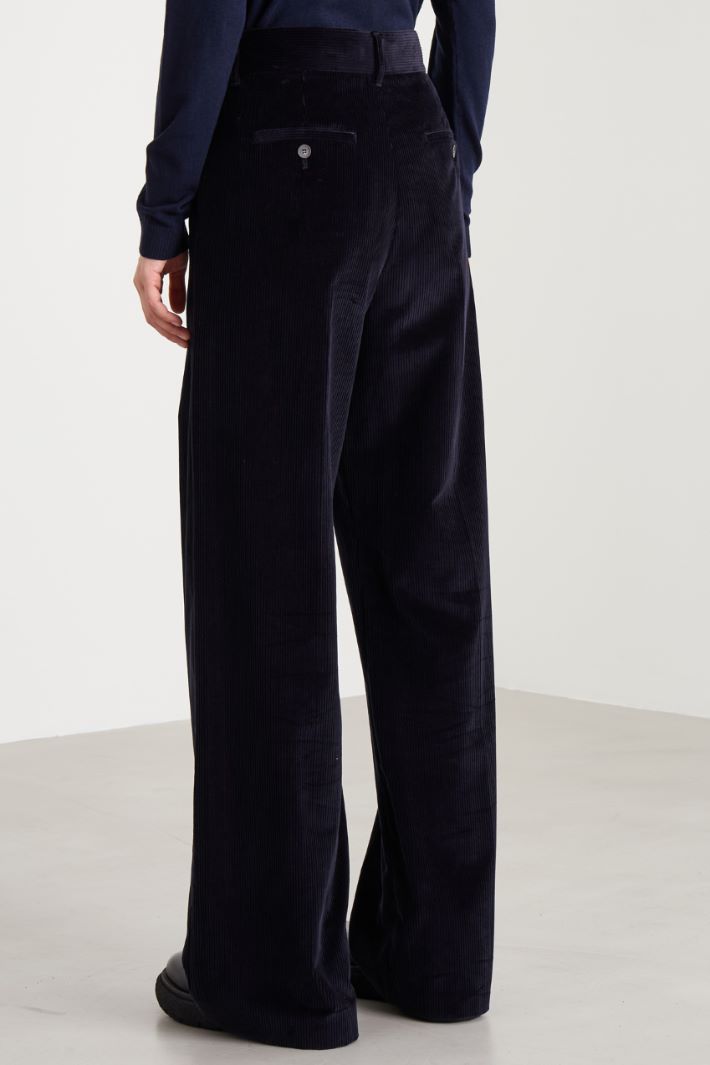 Corduroy trousers Intrend - 4