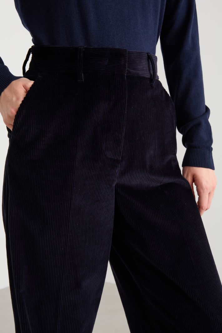 Corduroy trousers Intrend - 3
