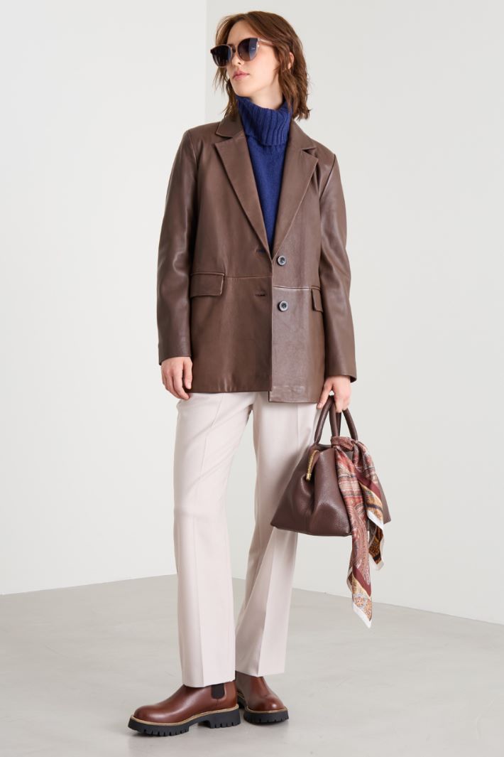 Trousers with elastic insert Intrend