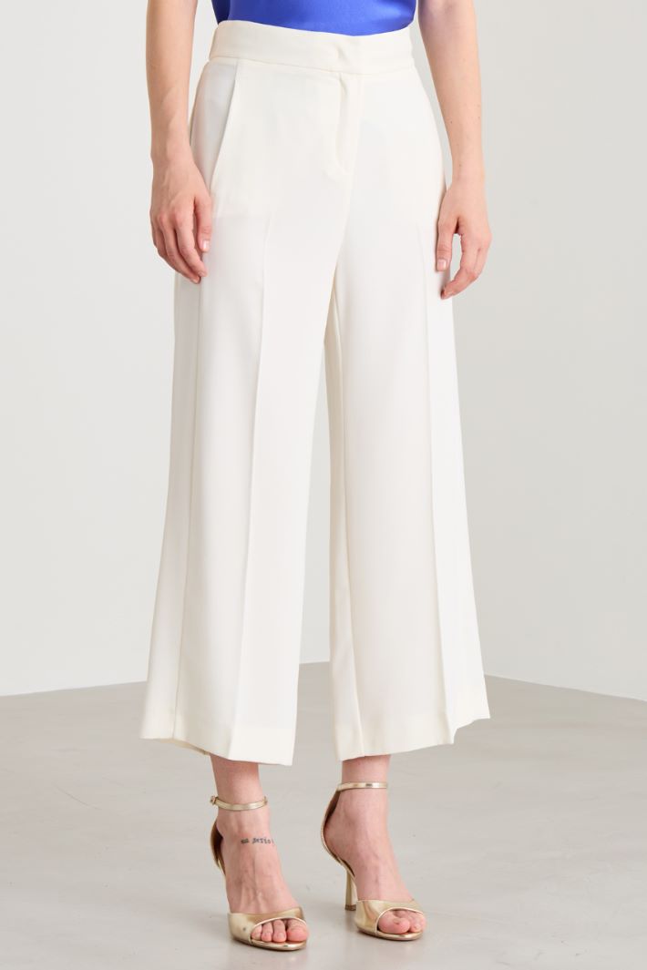Cropped trousers Intrend - 2