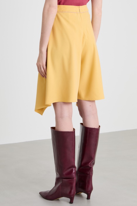 Short fluido in seta