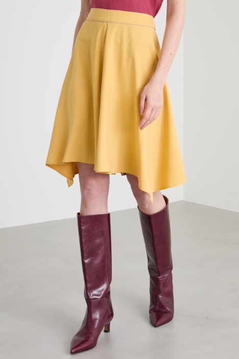 Short fluido in seta