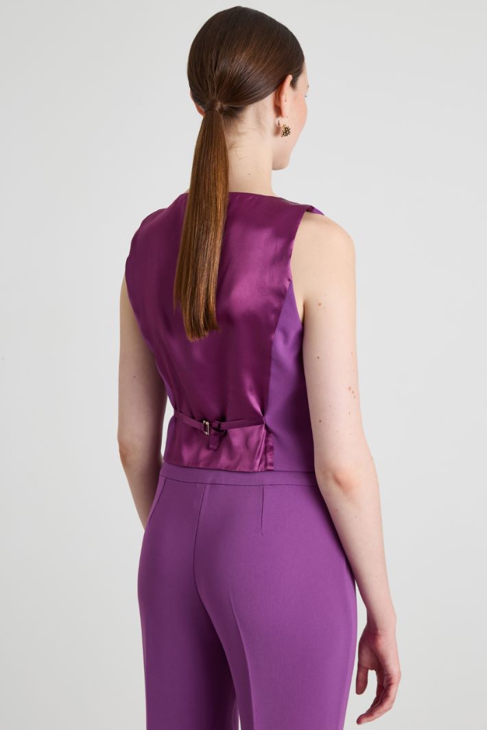 Gilet slim in crépe