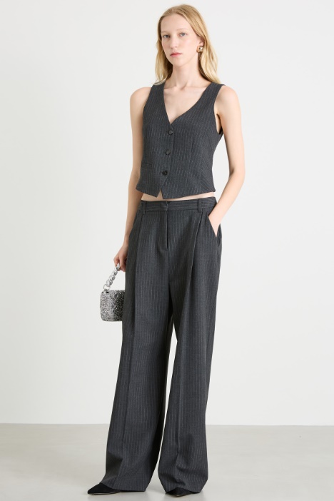 Pinstriped short gilet Intrend