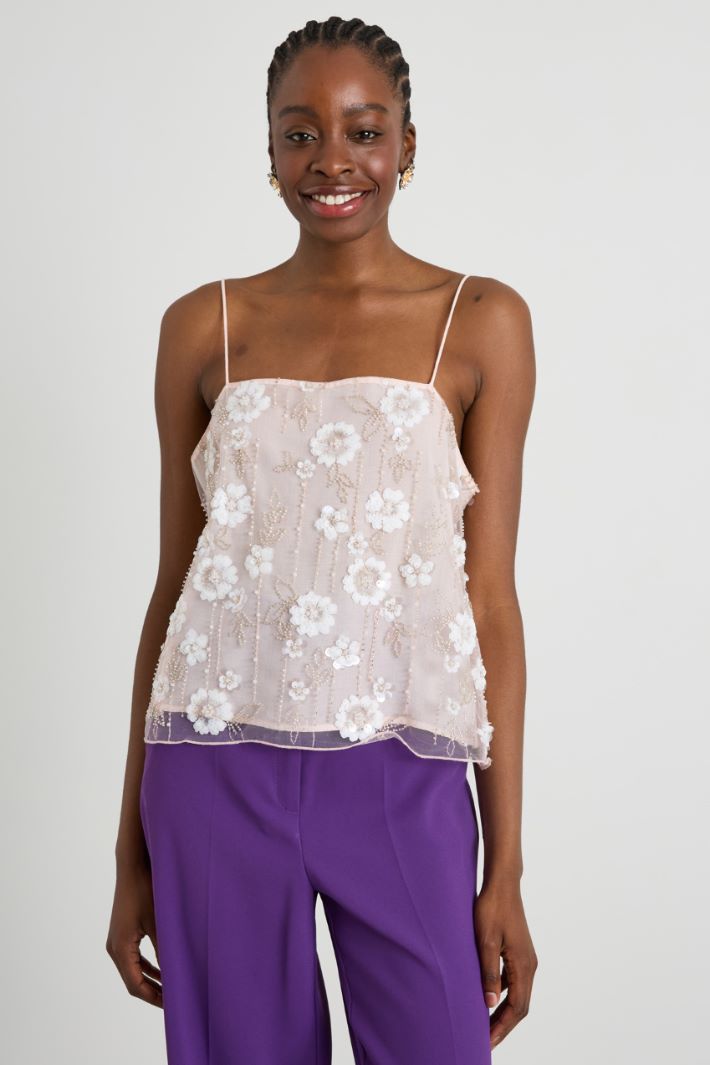 Embroidered tulle top Intrend