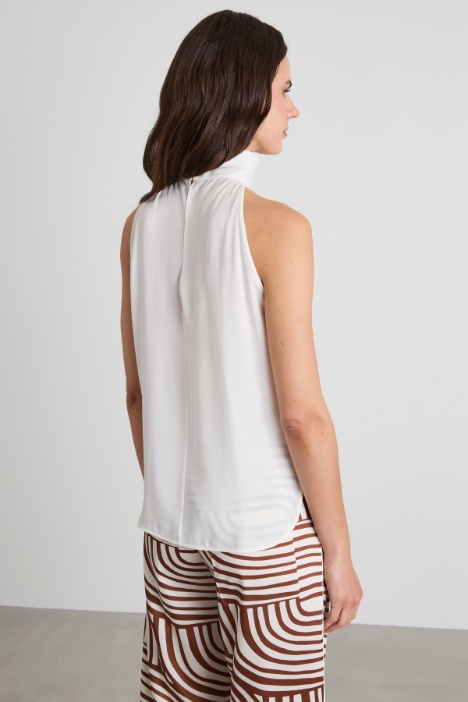 Top all'americana in seta