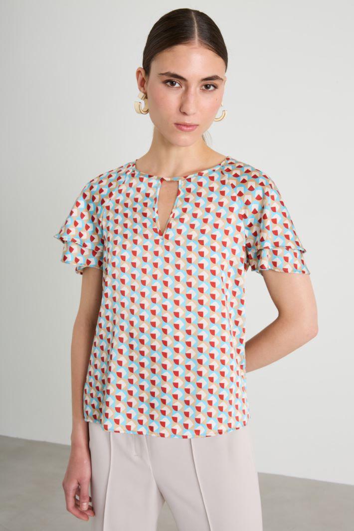Blusa de sarga estampada