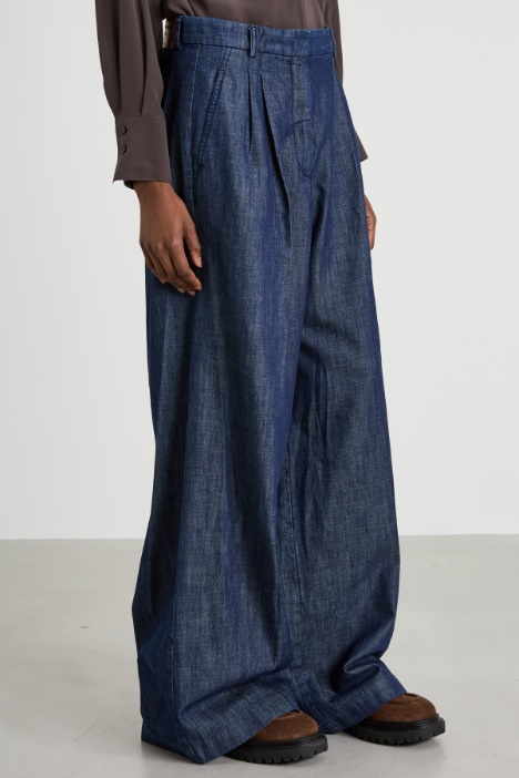 Pantaloni in denim leggero