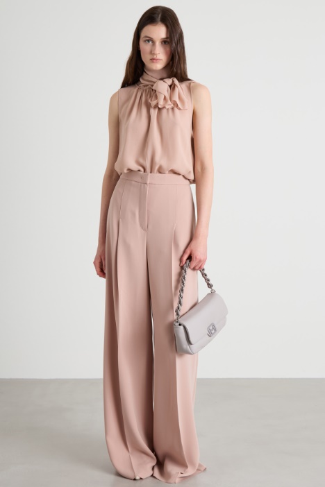 Silk blouse with scarf Intrend