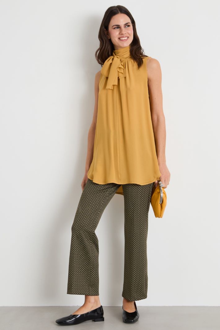 Silk blouse with scarf Intrend - 3