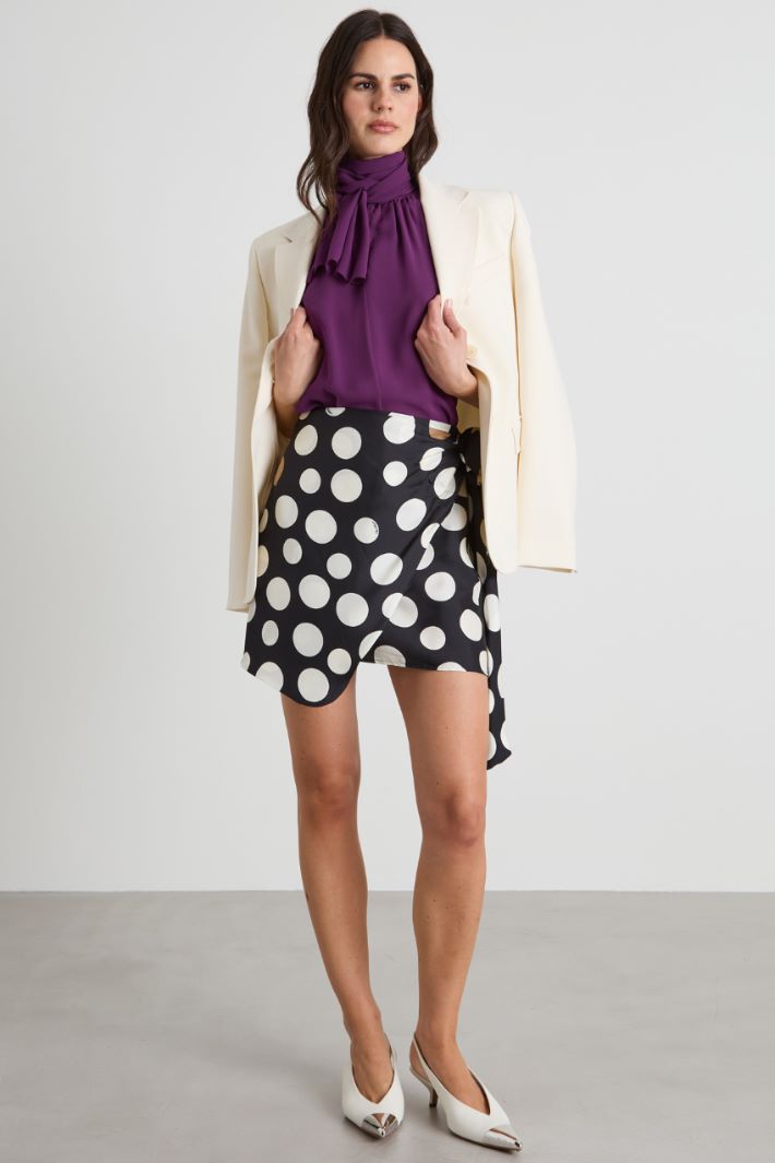 Silk blouse with scarf Intrend - 3