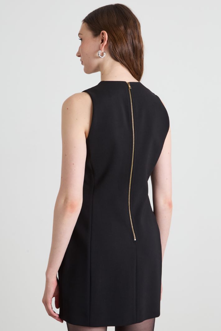 Short wool dress Intrend - 3